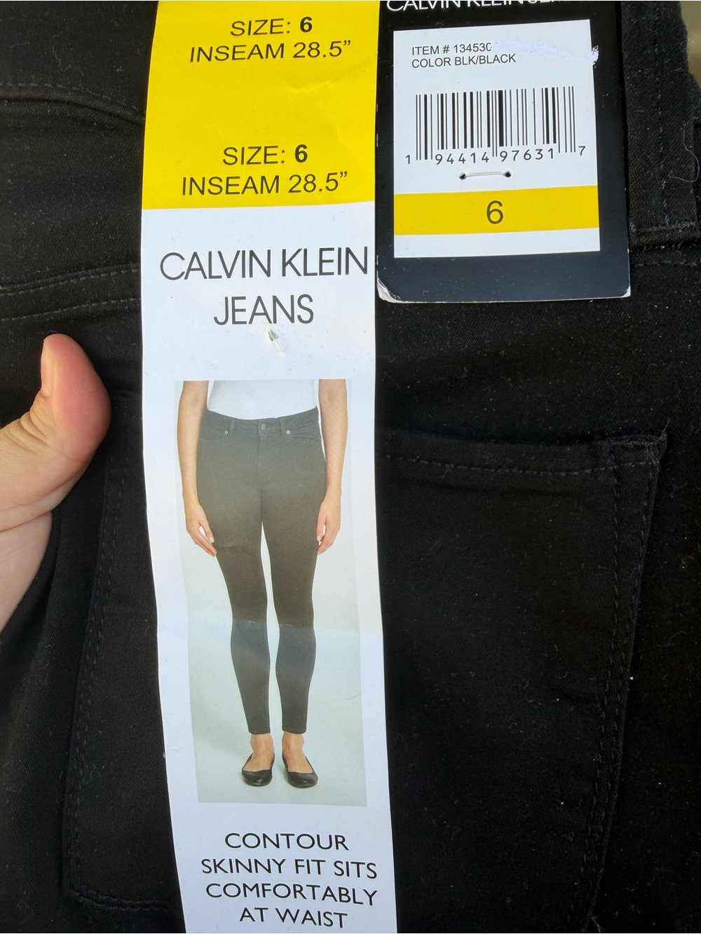 Calvin Klein Women's Black Skinny Jeans - Contour Fit